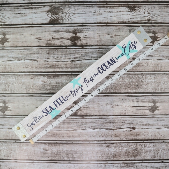 The Market "Smell Sea Feel Breeze Ocean Ease" Sign - Picture 4 of 5